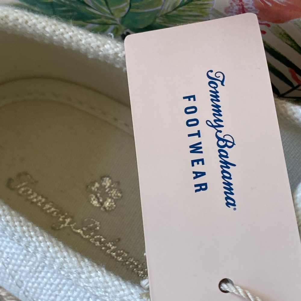 Tommy Bahama Sneakers - Picture 7 of 8